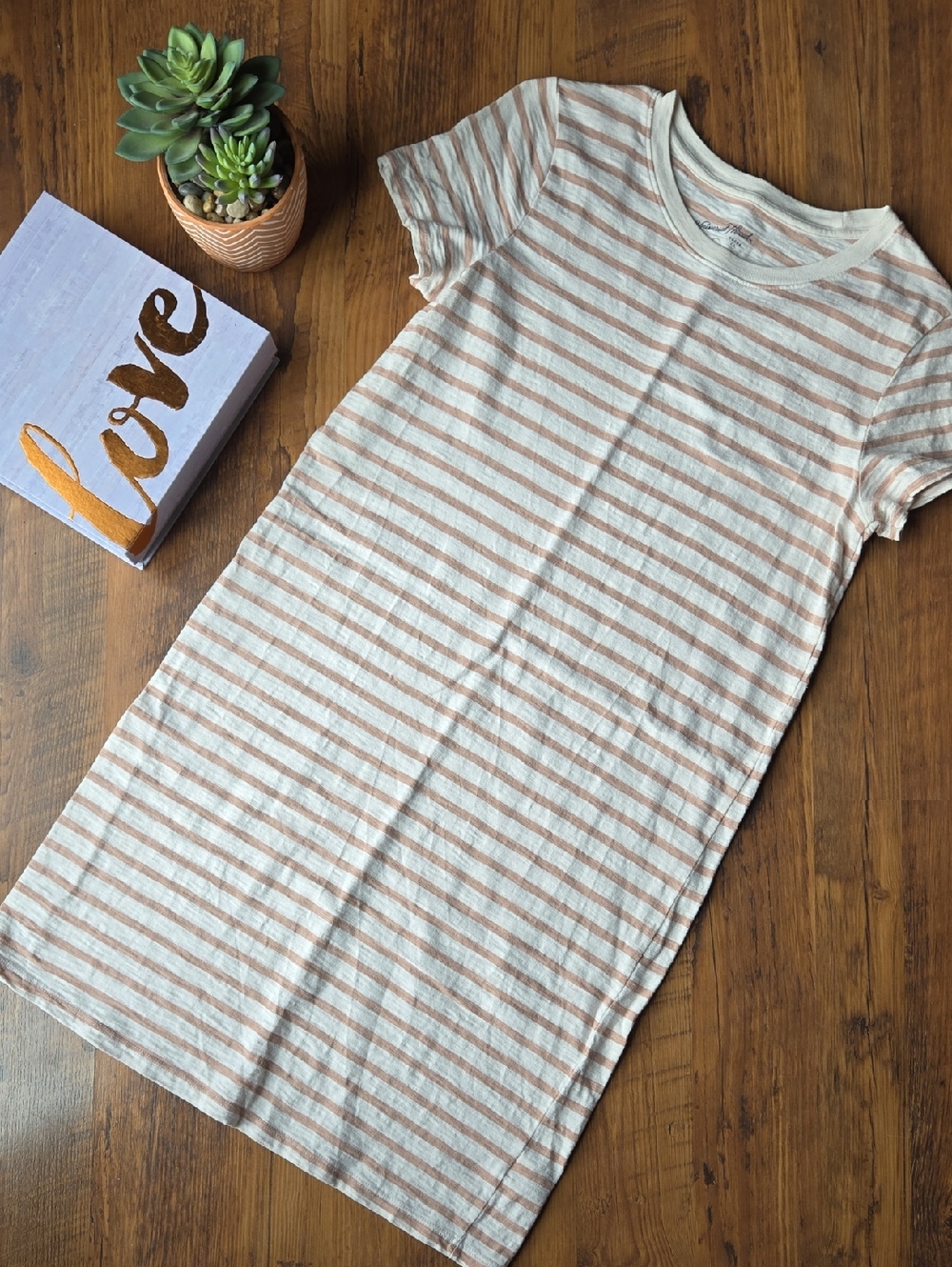 Universal Threads Striped Short Sleeve T-Shirt Dress Cream Light Brown Small
